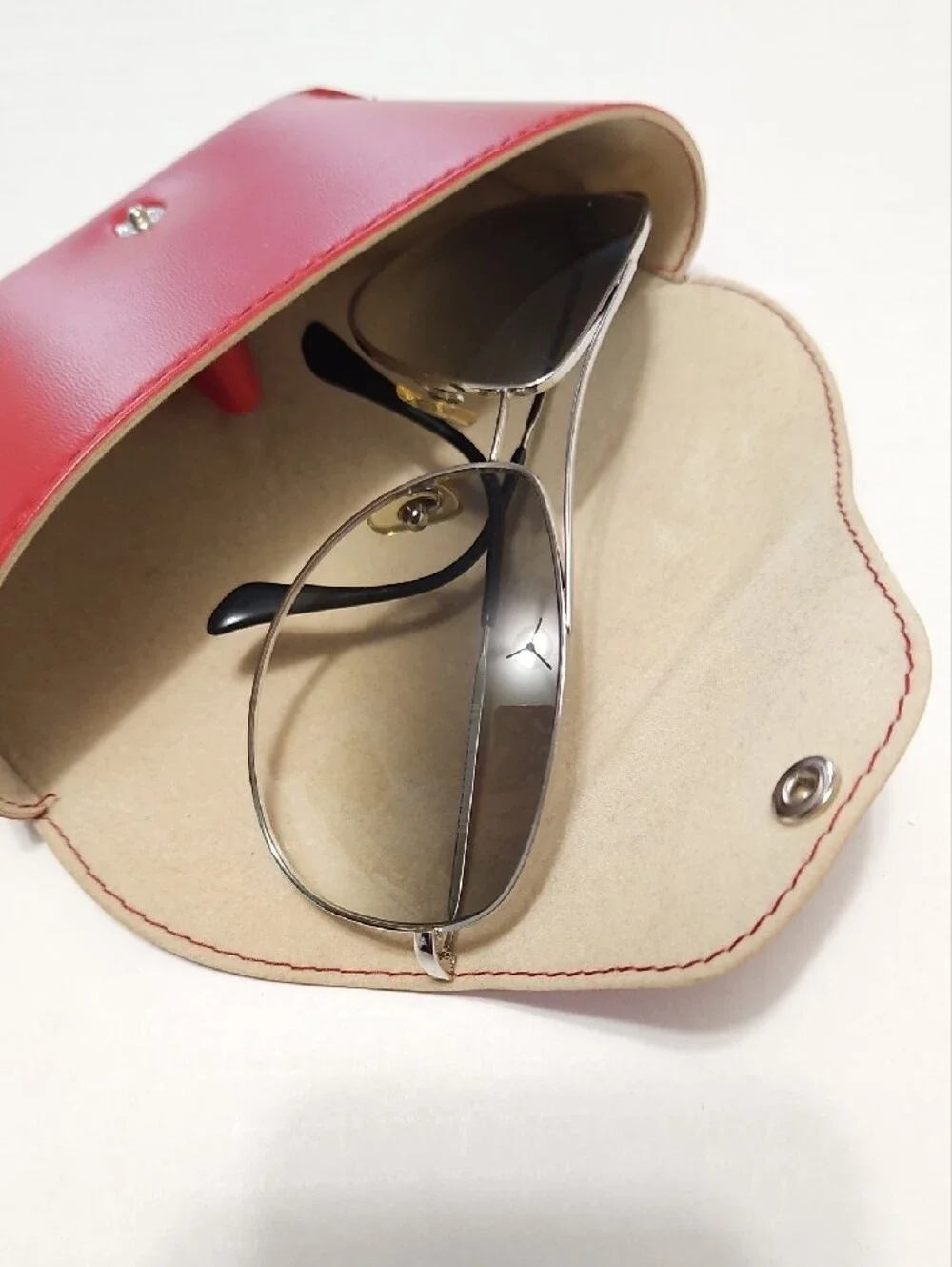 Ray-Ban RB 3293 003/RG 87 13 Silver Aviator Sunglasses with Red Case